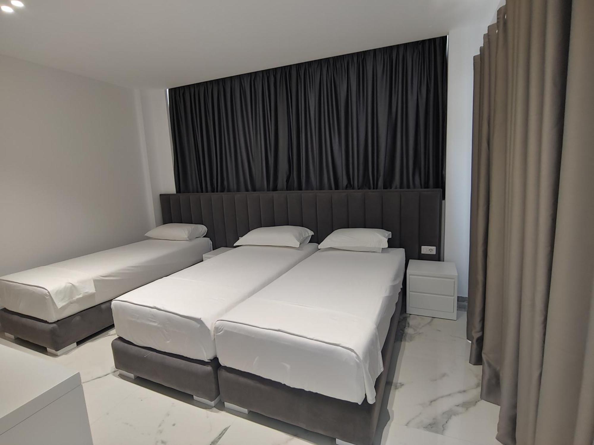 Hotel Zeka كساميل المظهر الخارجي الصورة
