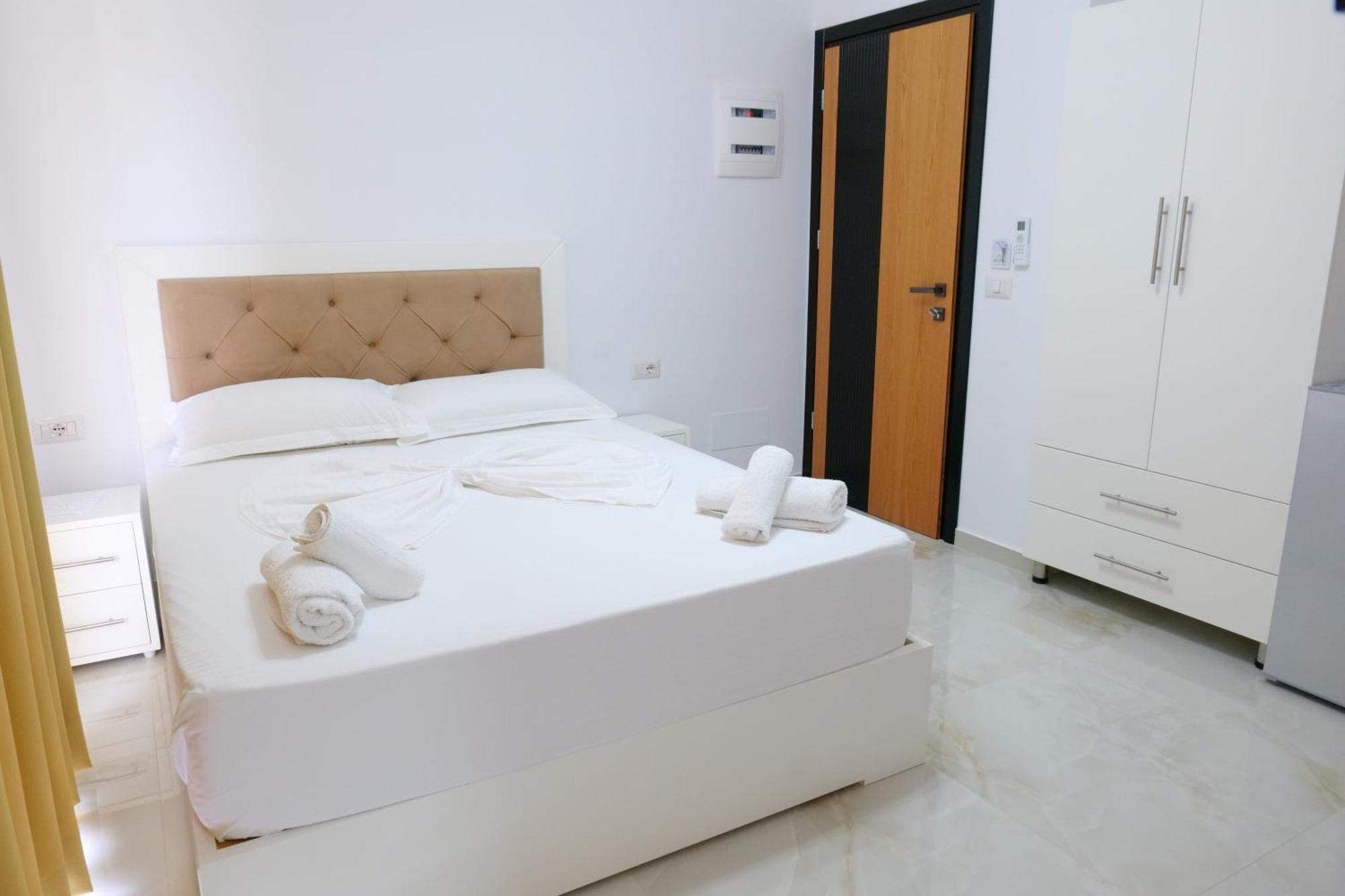 Hotel Zeka كساميل المظهر الخارجي الصورة