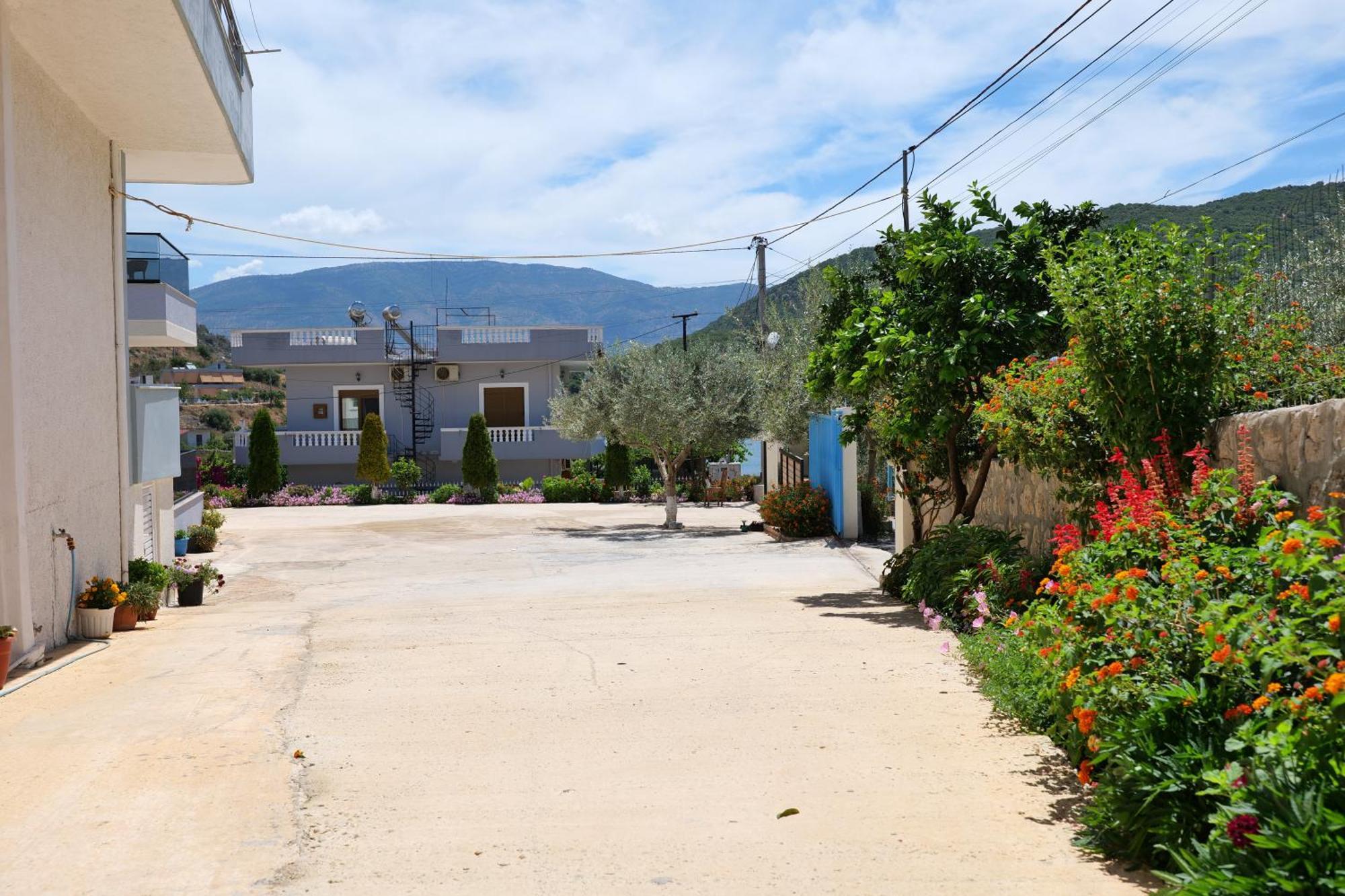 Hotel Zeka كساميل المظهر الخارجي الصورة